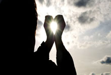 333体育:老詹关键三分克内克特27分 湖人险胜鹈鹕5连胜.